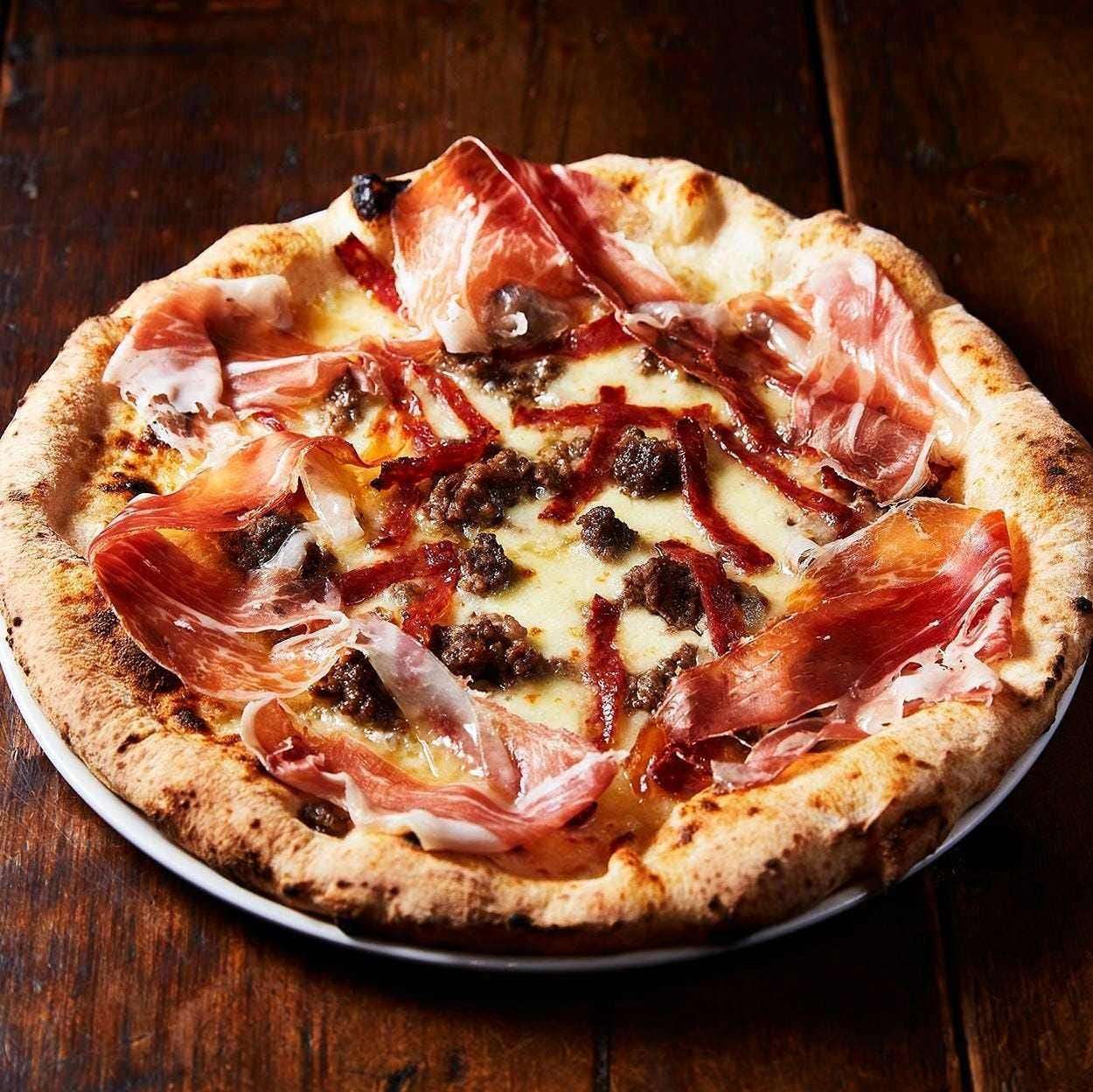 職人のマチェラーラ ～肉好きの為のごちそうピッツァ～