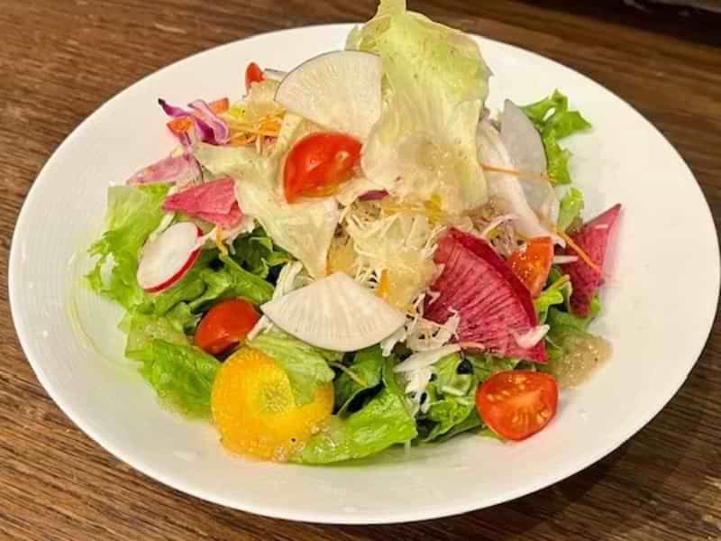 神奈川県産のお野菜を使ったマーノサラダ