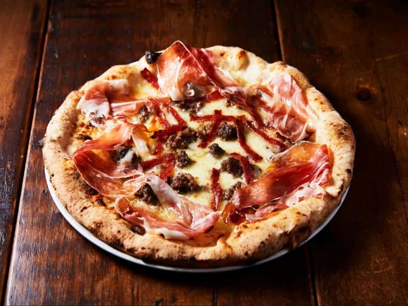 Artisan's Macherara ~Feast Pizza for Meat Lovers~