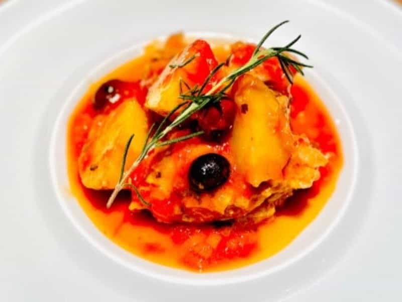 鶏肉のカチャトーラ ～イタリア風トマト煮込み～