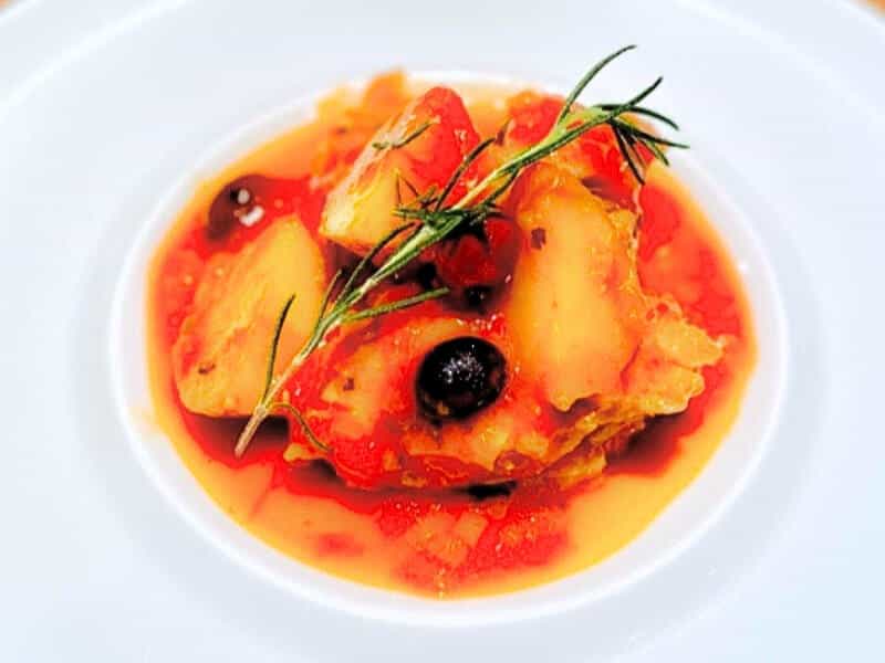 イタリア伝統の鶏肉煮込み カチャトーラ・ディ・ポッロ