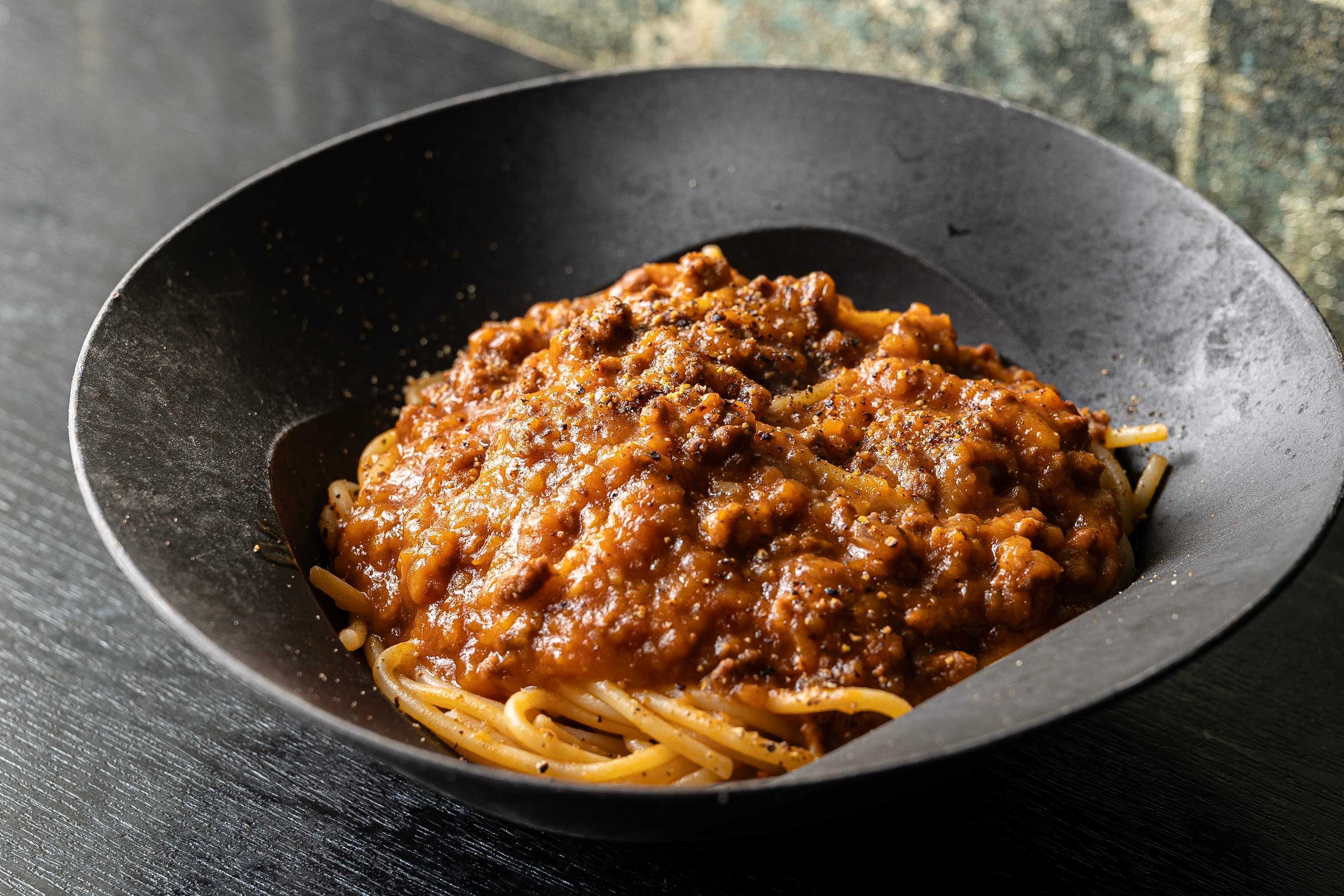 自家製ミートソースパスタ