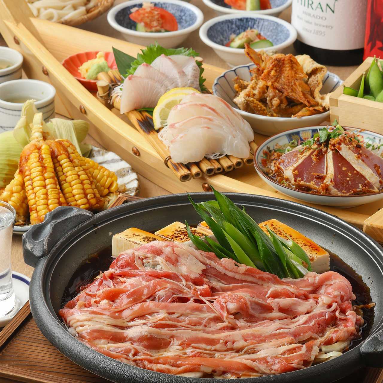 【寿司付】マヅメ鮮魚舟盛と国産牛のとろろすき焼きが食べられる大満足プラン