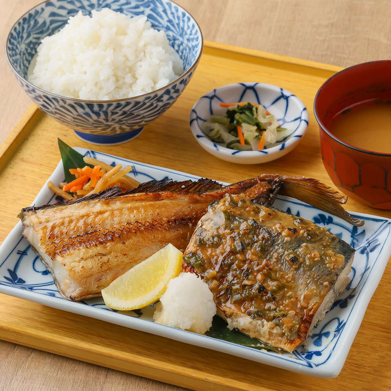 縞ほっけ塩やきと鯖ねぎ味噌焼き定食