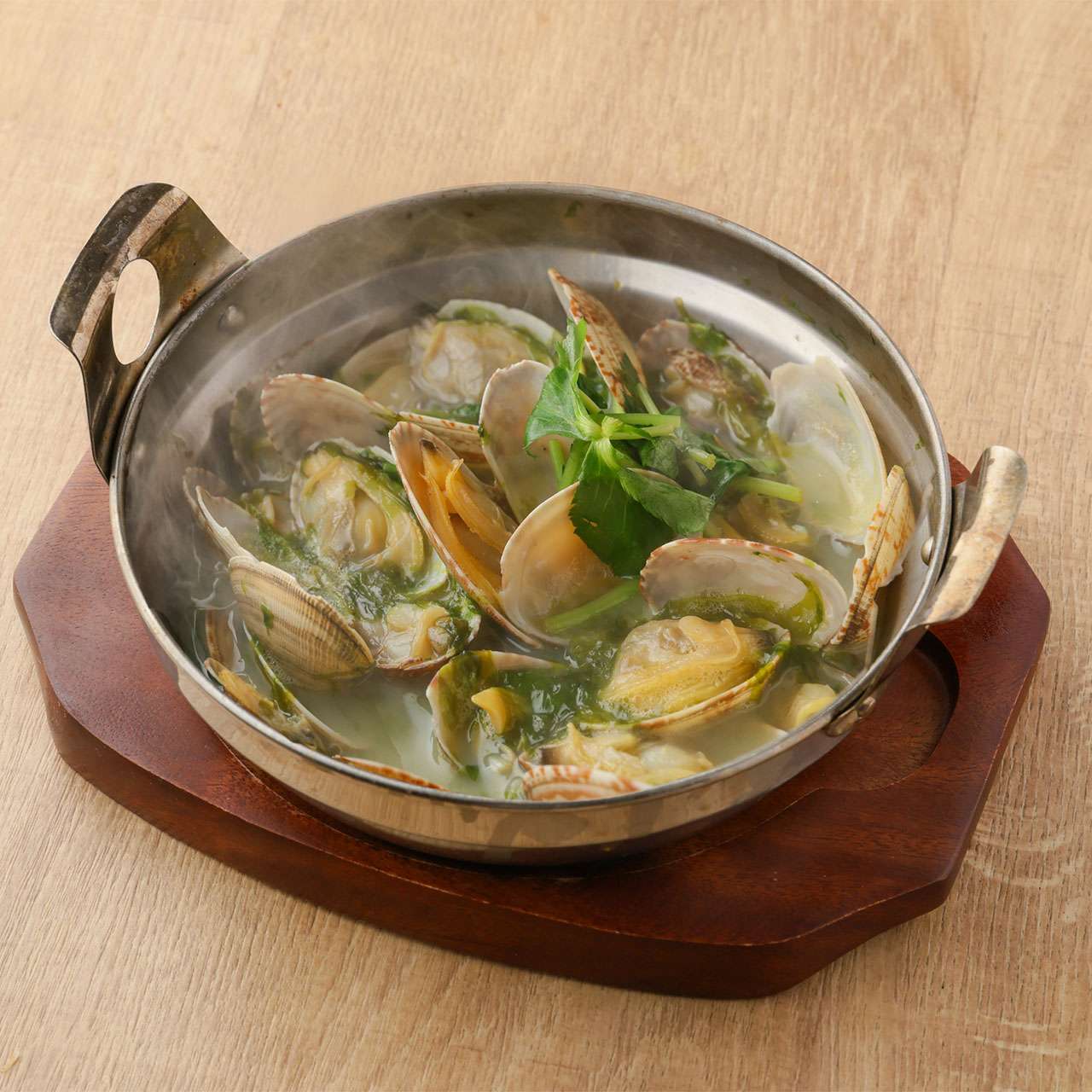 あさりの酒蒸し青さバター