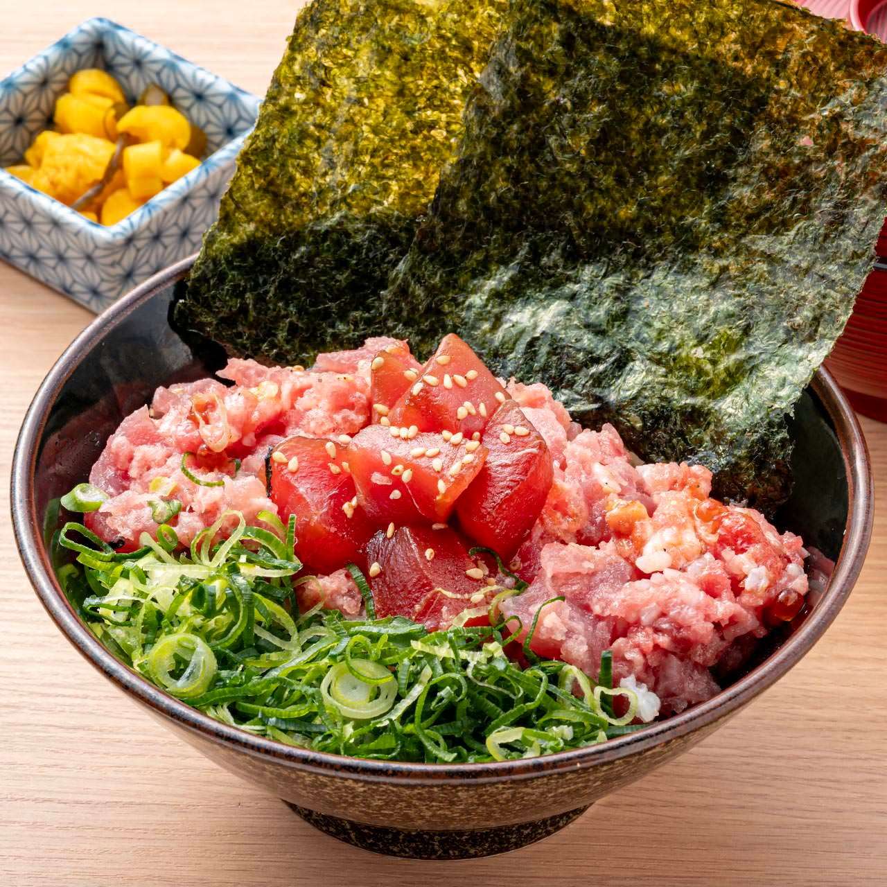 류큐 토로 타마 덮밥