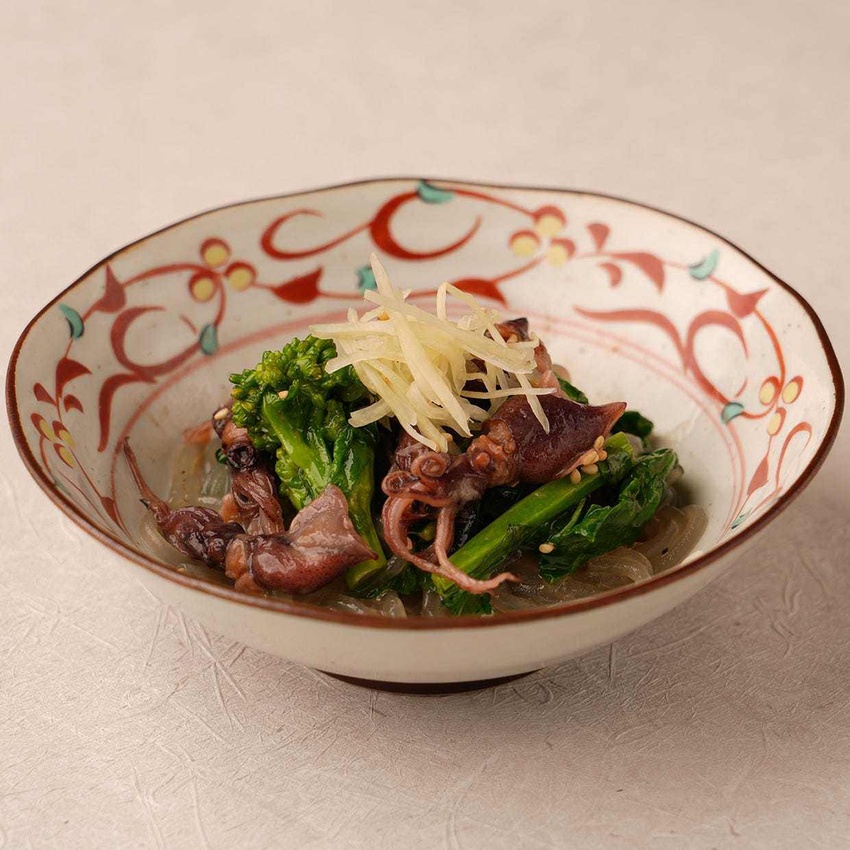 蛍烏賊と新生姜のチャプチェ