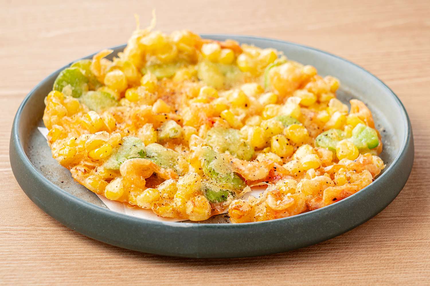 桜海老と空豆のかき揚げ