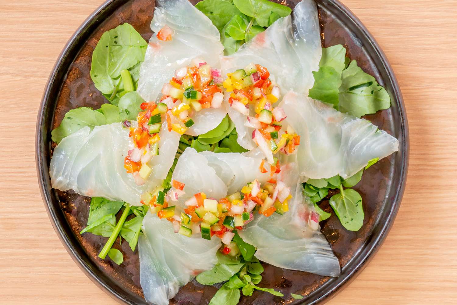 참돔과 루콜라 샐러드