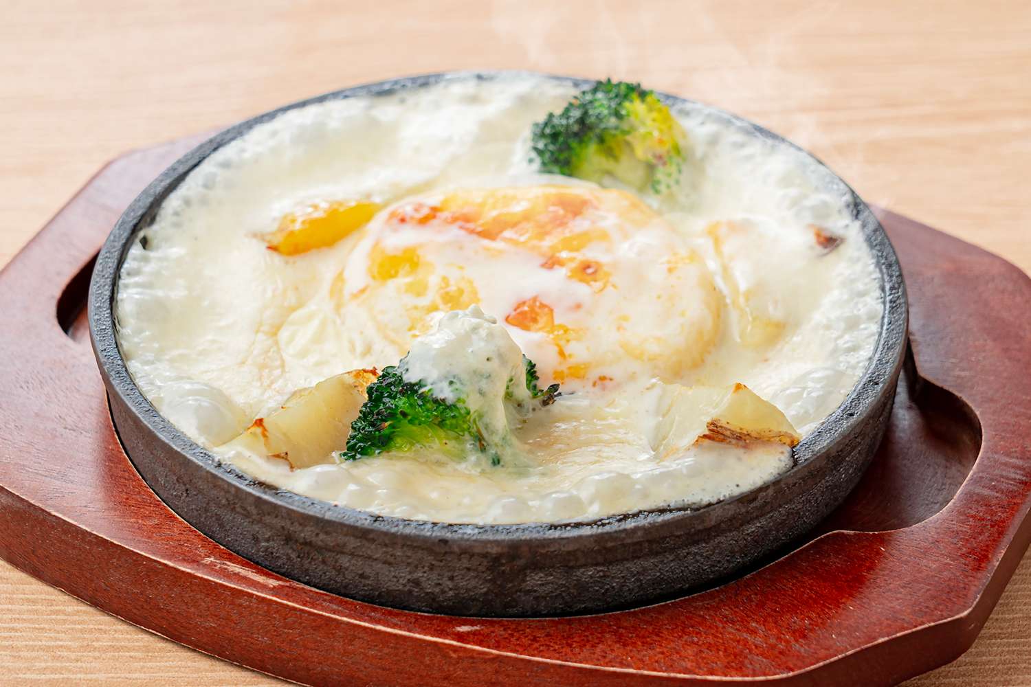 春野菜のオーブン焼き　クワトロフロマージュソース