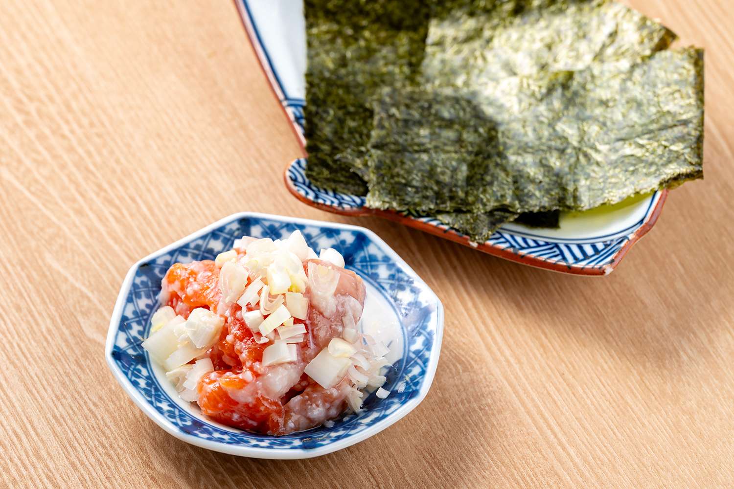 サーモンとエシャレット　塩麹和え