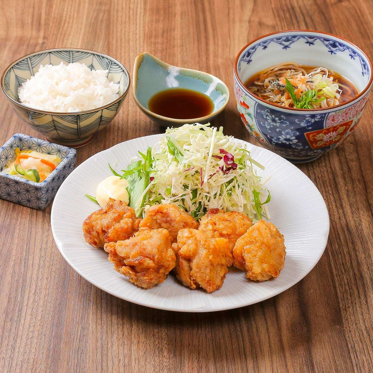 鶏唐揚げと小蕎麦セット