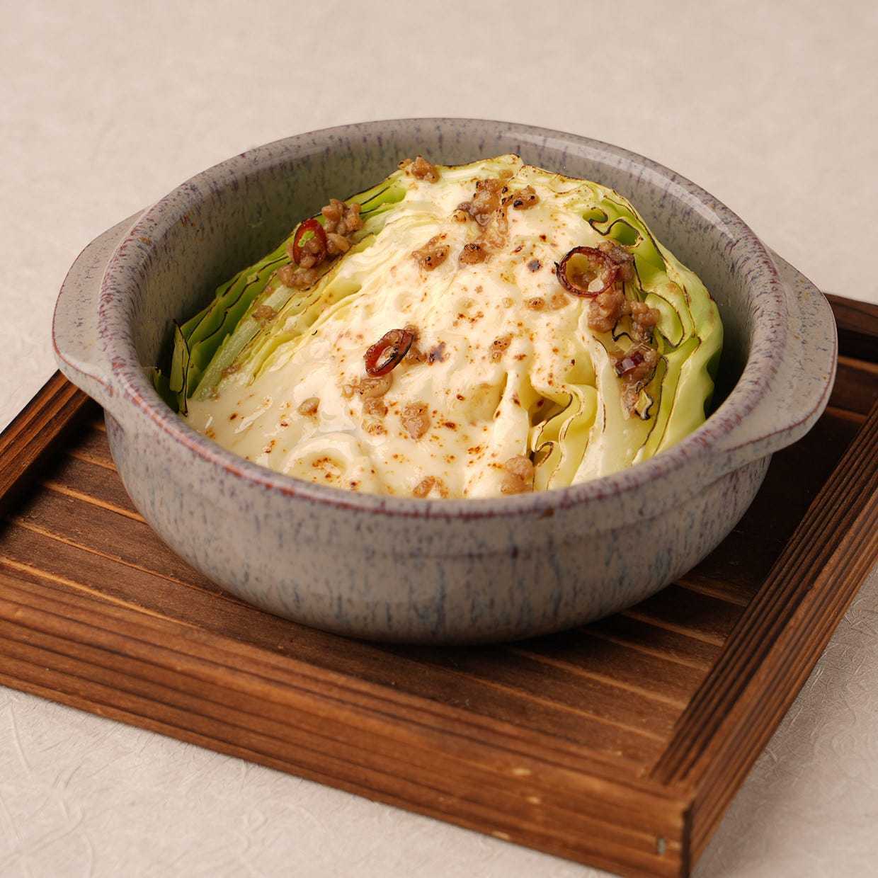 春キャベツのアンチョビチーズ焼き