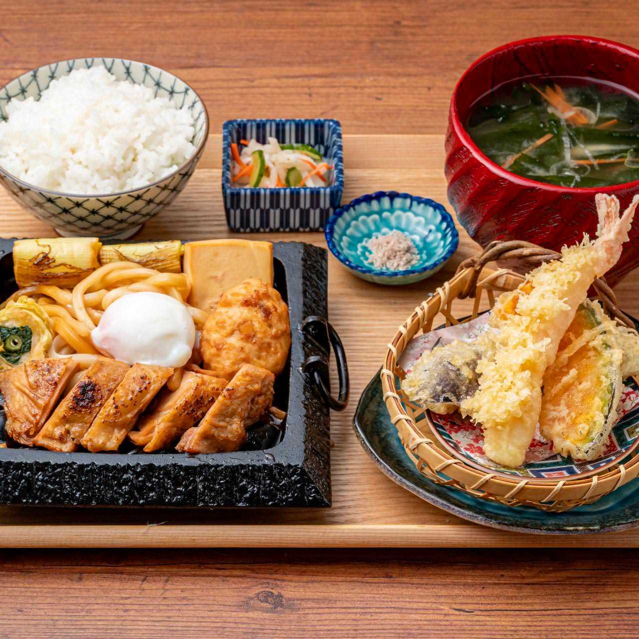 鳥玉すき煮定食