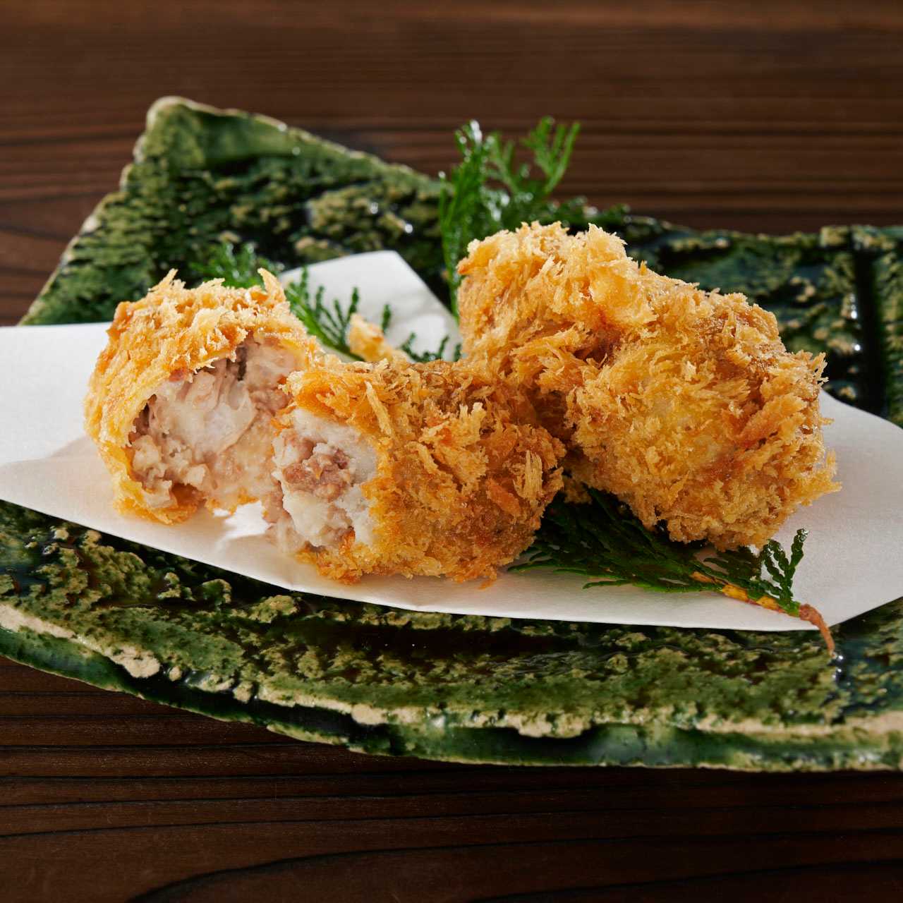 伊予美人と黒毛和牛の塩コロッケ