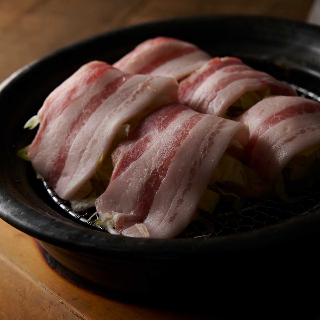 石见猪肉砂锅蒸，佐以奥出云盛田酱油汤底 - 岛根县大南町