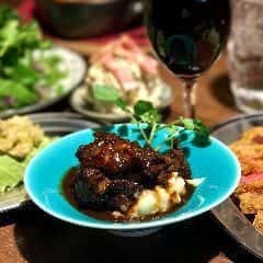 牛スジのじっくり赤ワイン煮