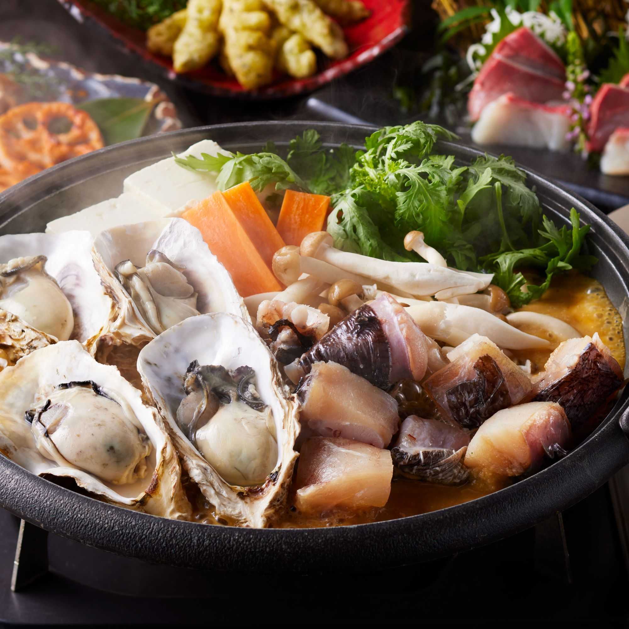 【華】鰤と金目鯛のお造り×鮟鱇と牡蠣の陶板蒸しを愉しむコース…全10品 4,300円