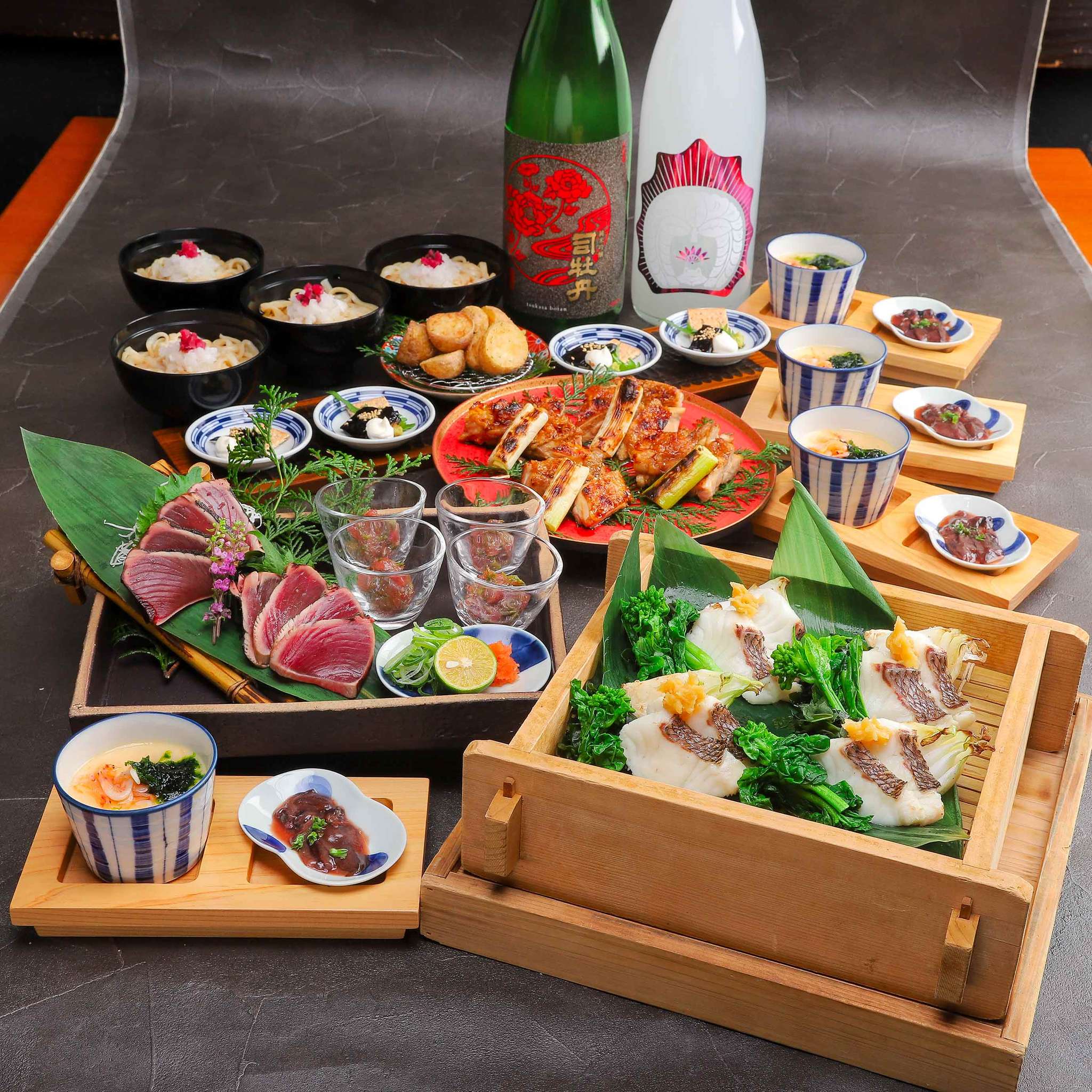 【福】初鰹塩タタキと桜鯛の吟醸蒸しを愉しむ…全8品　3000円