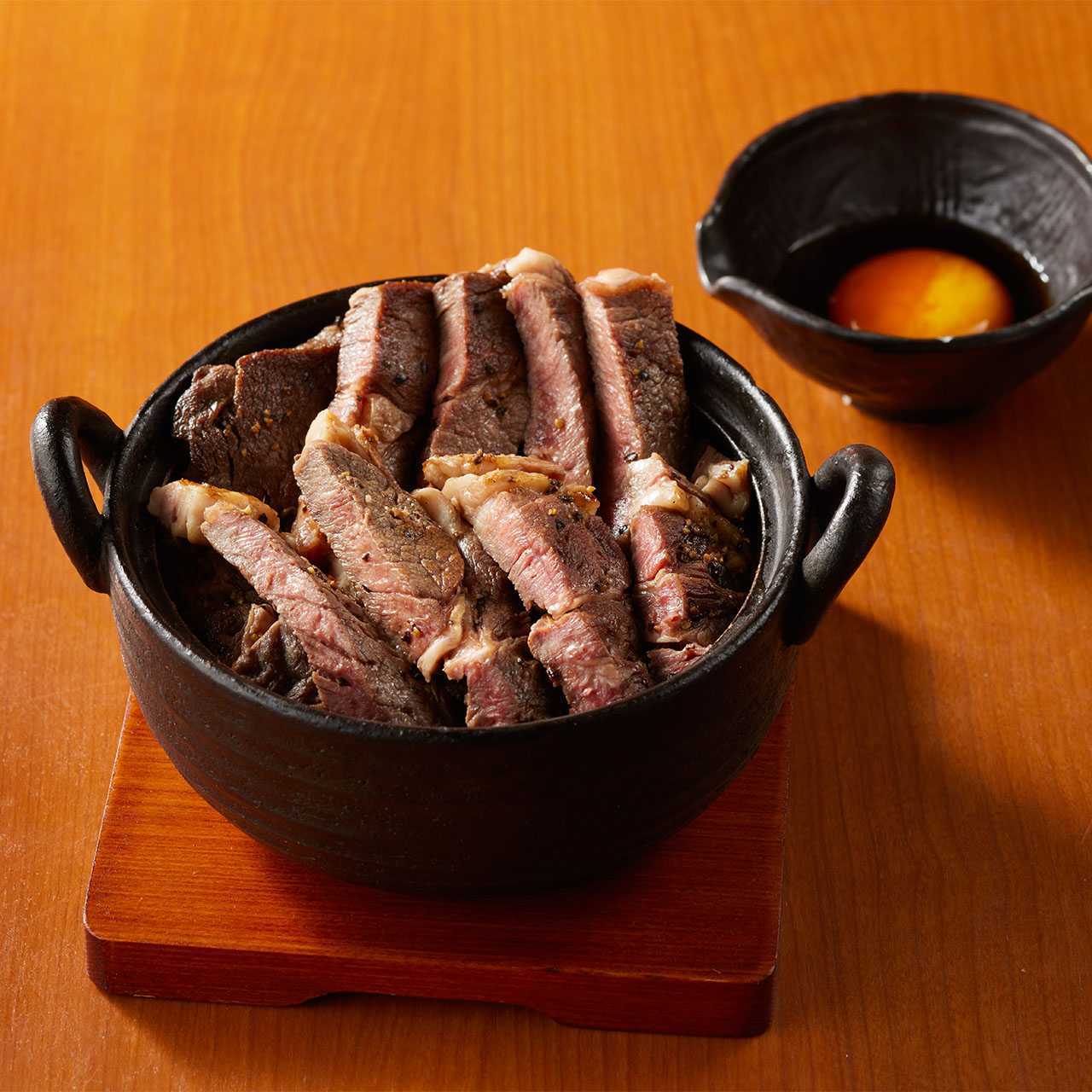 牛肉と牛蒡の土鍋めし