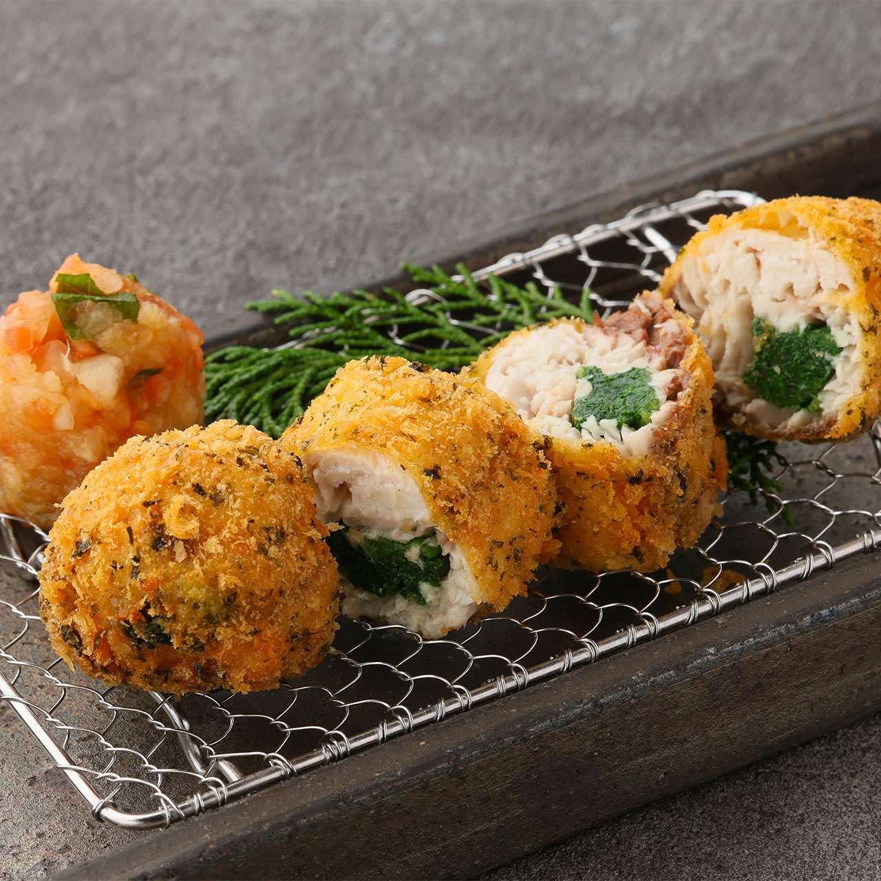 ブリカツ　トマトおろし