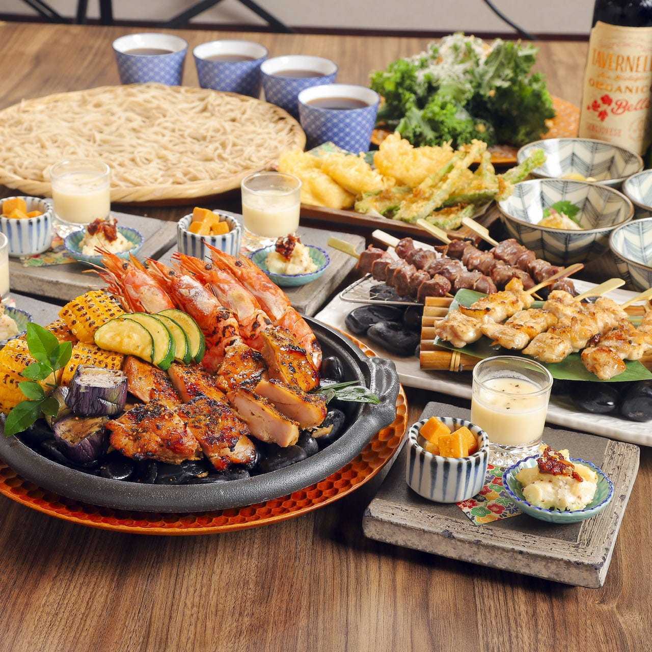 【定番コース】『鶏の生七味焼きと焼きとうもろこしの陶板焼き』と『季節のおばんざい』を3時間愉しむ宴