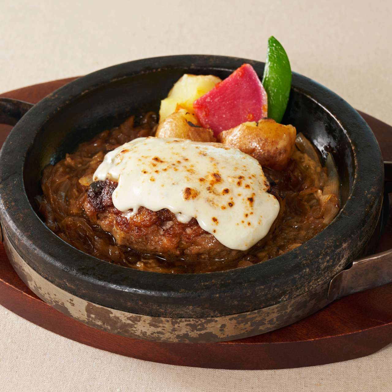 石焼きチーズハンバーグ膳　〜オニオンソース〜　銀しゃり御膳
