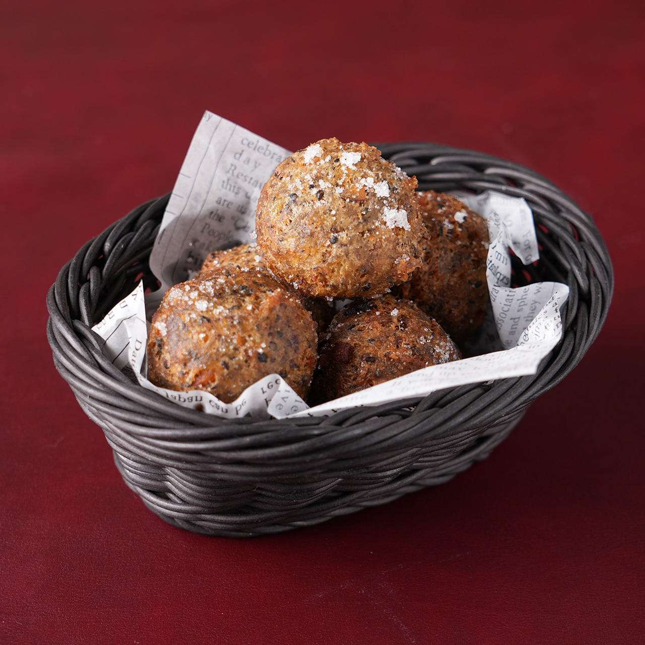 さつま芋と黒胡麻のゼッポリーネ