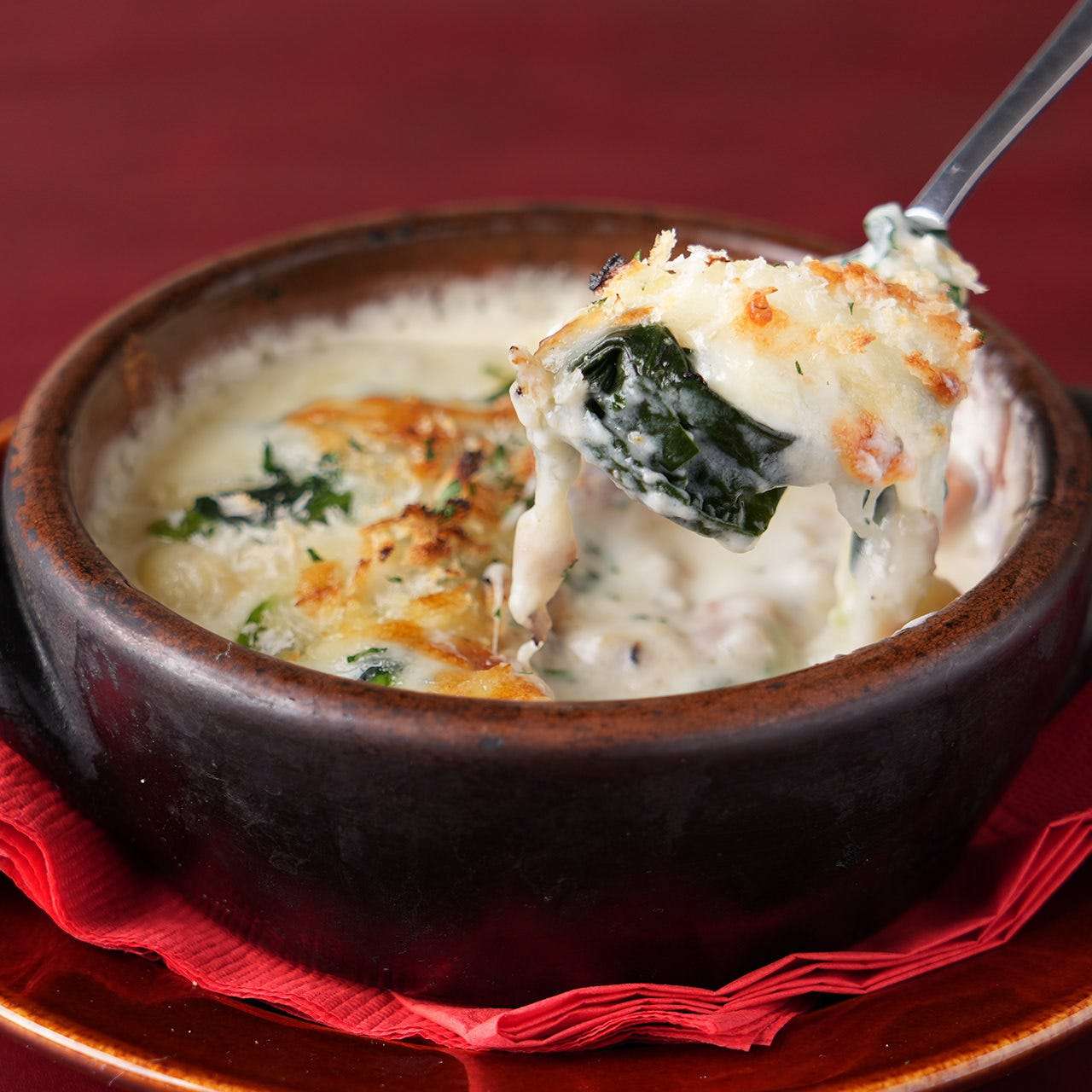 牡蠣とベーコンのニョッキグラタン