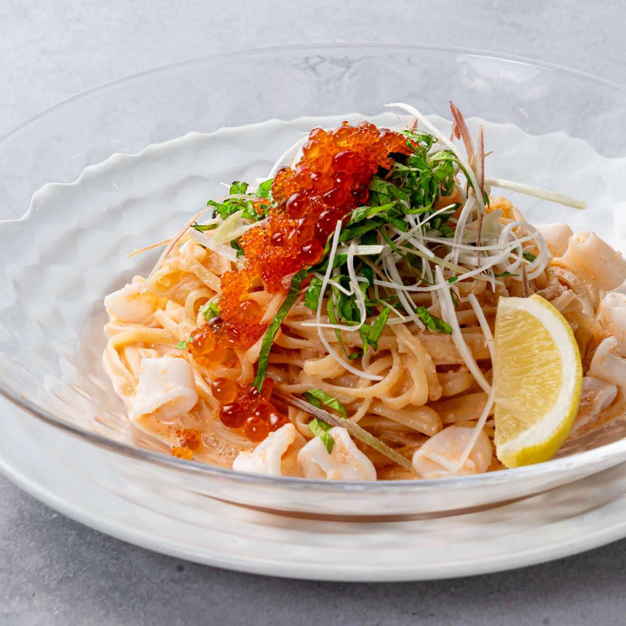 いくらとヤリイカの明太クリーム冷製リングイネ
