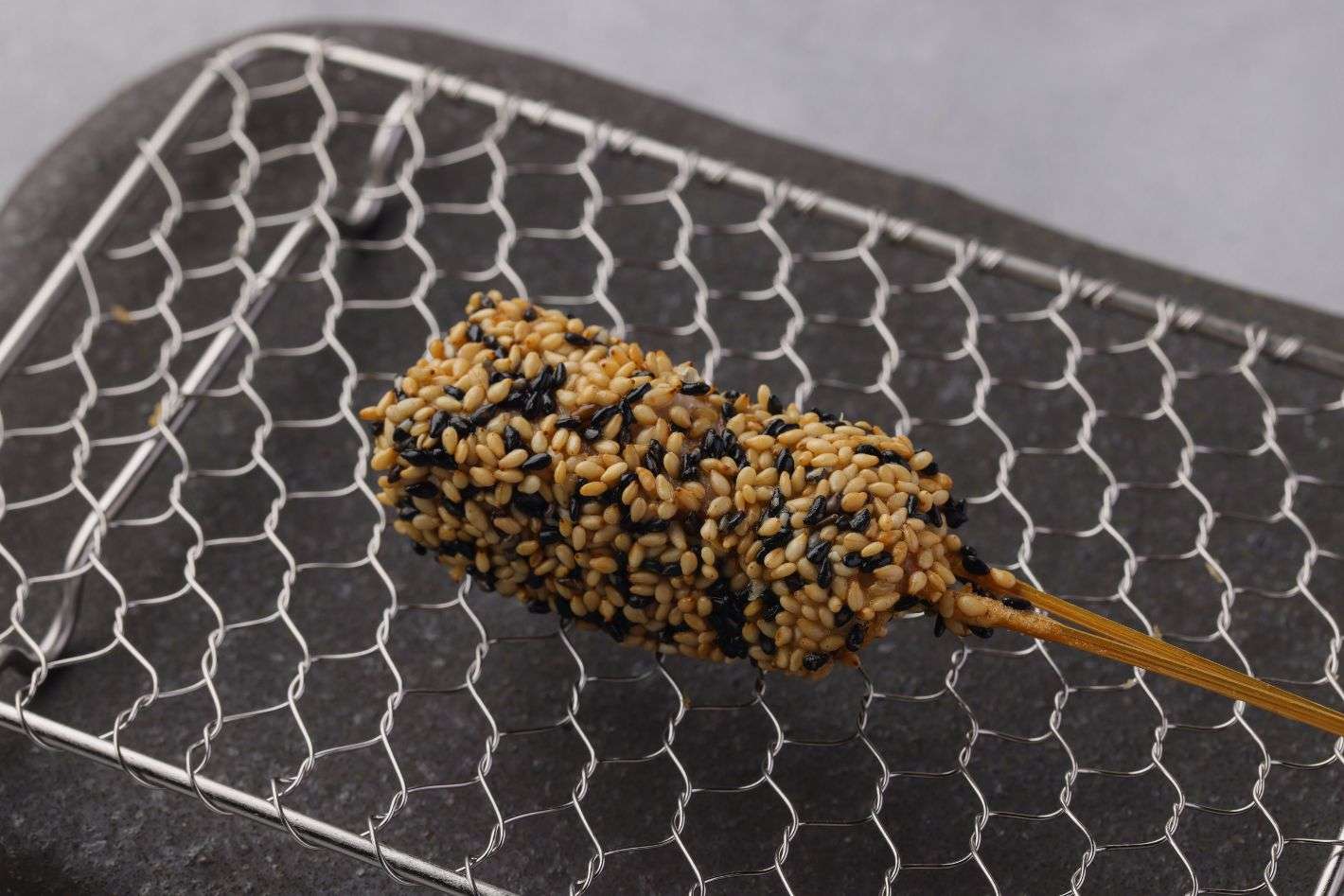 裹滿芝麻的豬裡肌