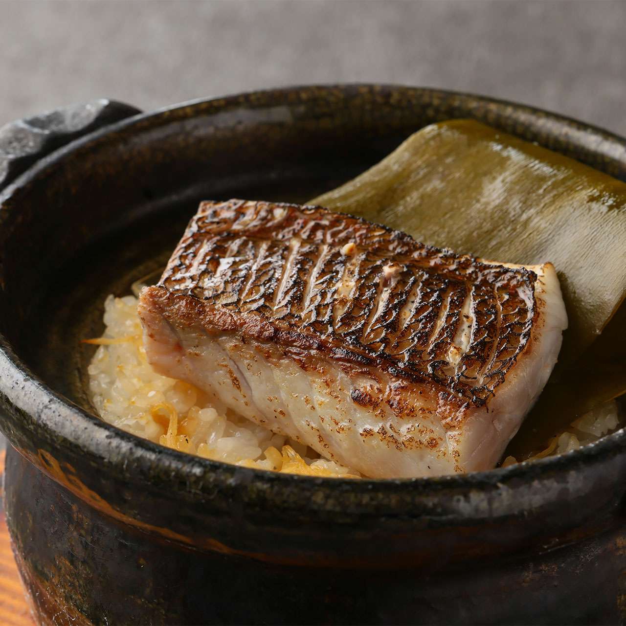 しまうら真鯛の土鍋炊き込みご飯