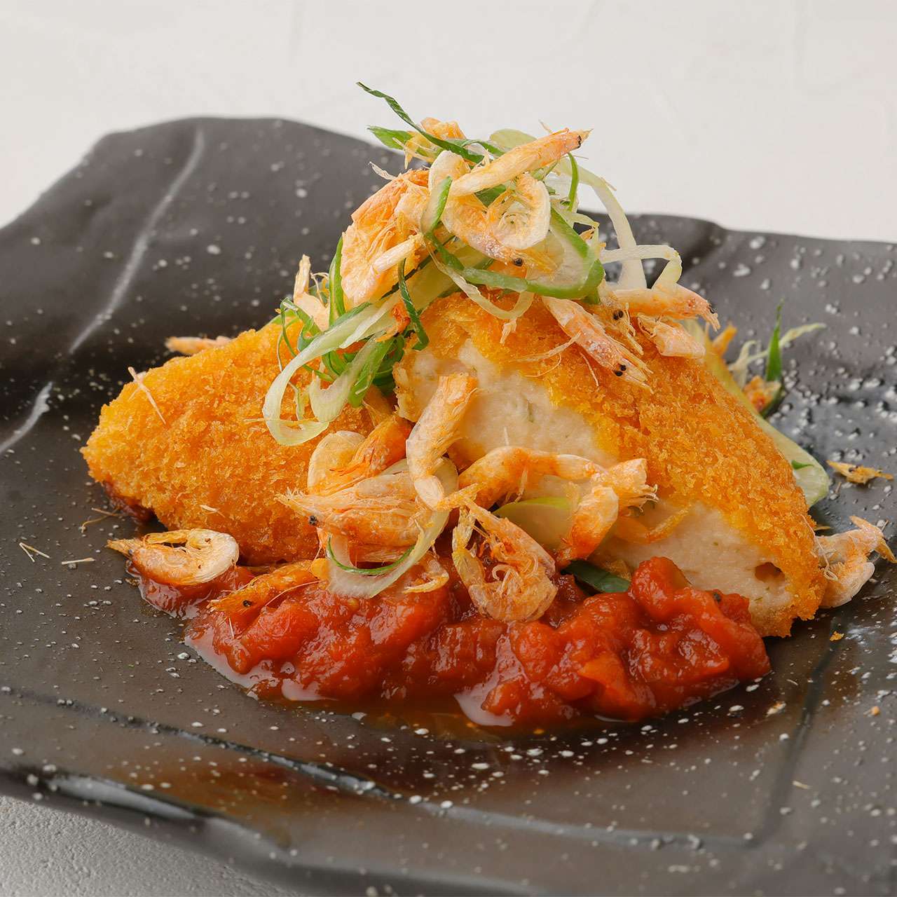 選べるメイン料理　【　桜海老のクリームコロッケ　～トマトソース～　】