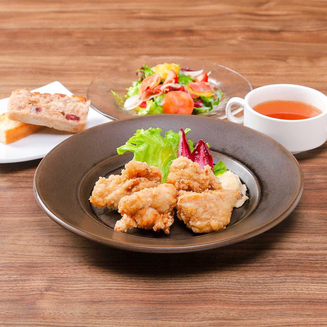 【土・日・祝限定】奥丹波どりの唐揚げランチ