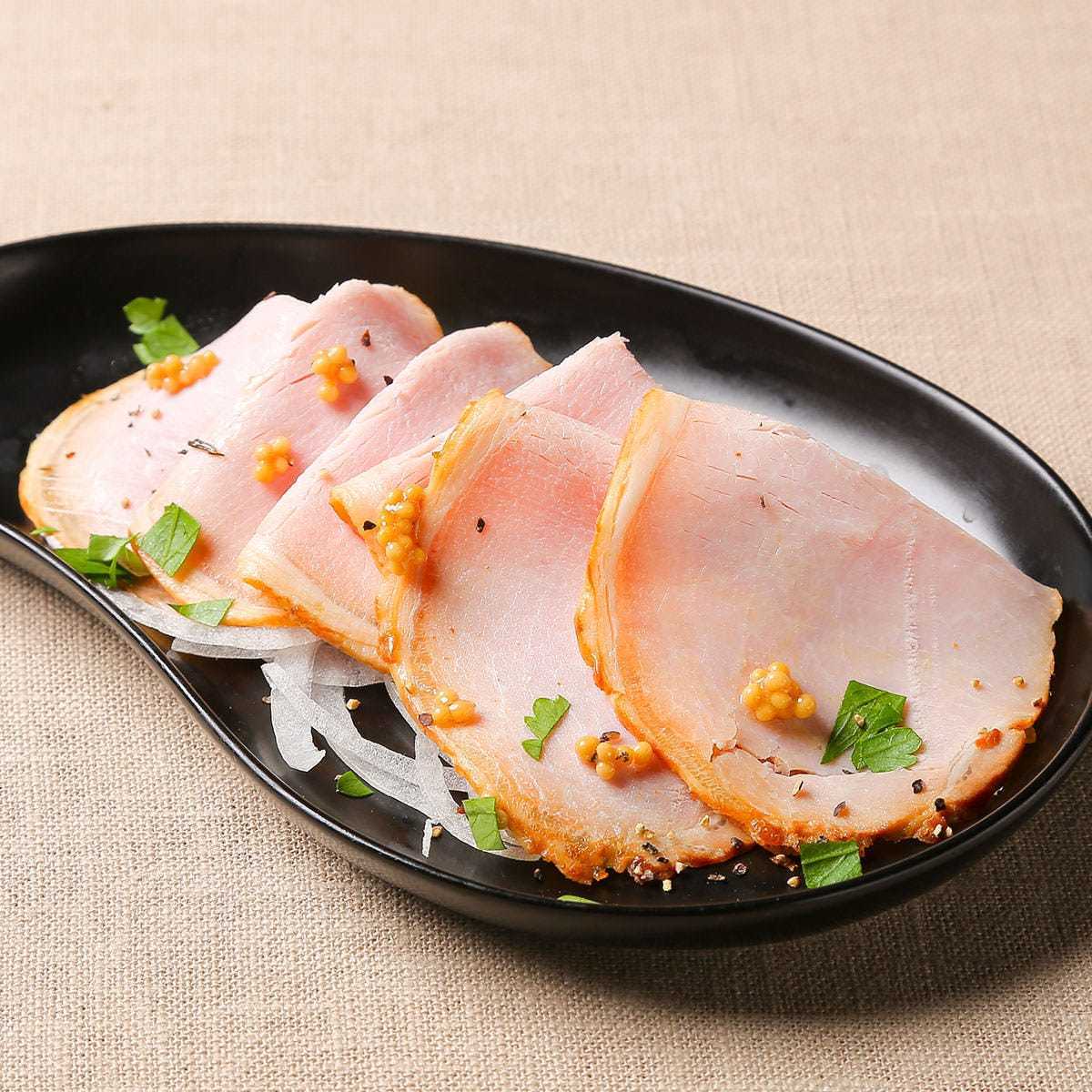 スイートロースハムの燻製　タスマニアマスタード添え