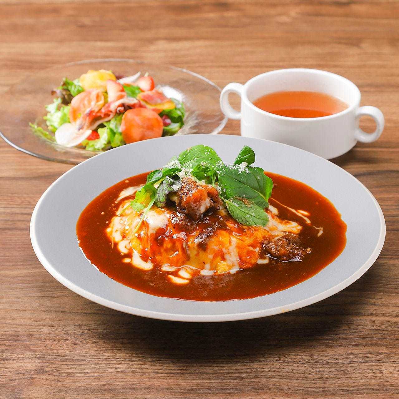 【平日限定】ビーフシチューオムライス