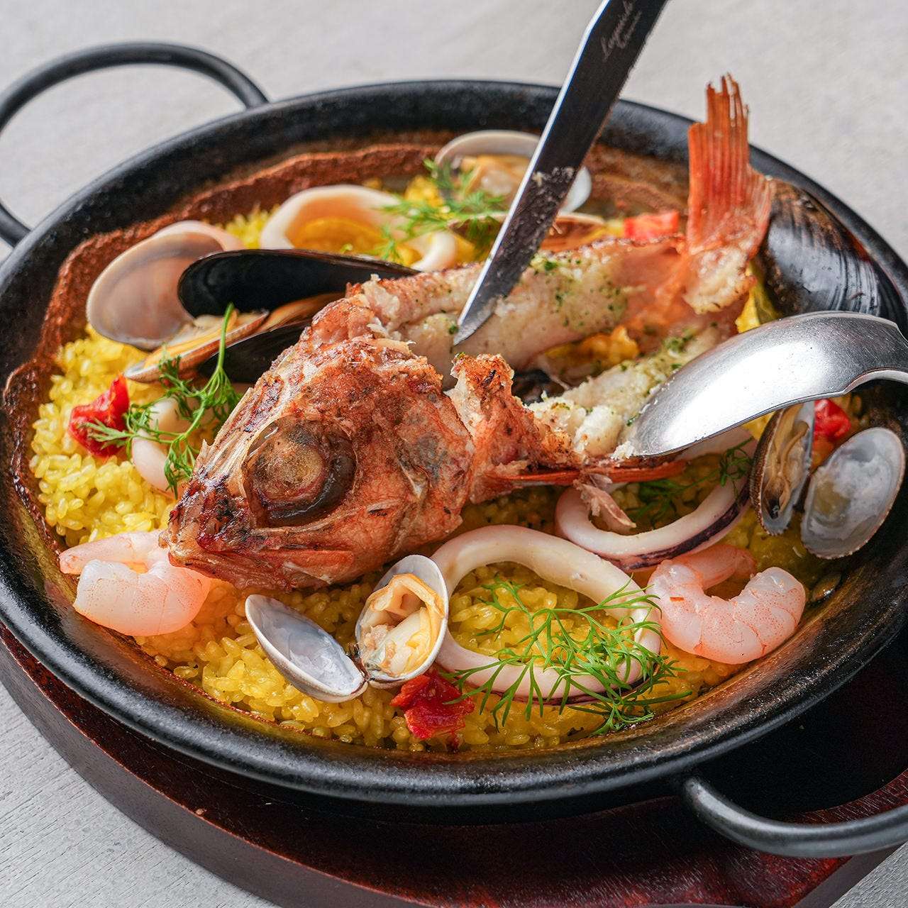 魚介のパエリア　ペスカトー  ラ