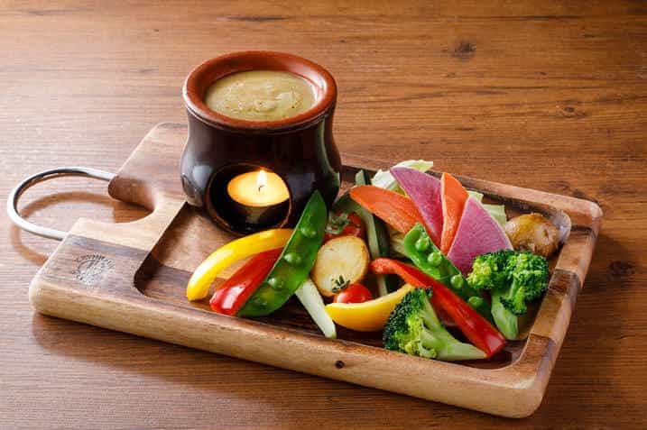 彩り野菜のバーニャカウ  ダ