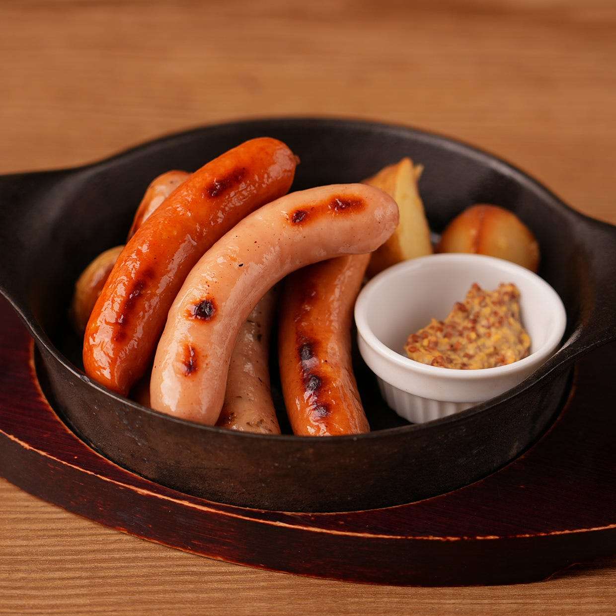 ソーセージとハーブポテトのロースト