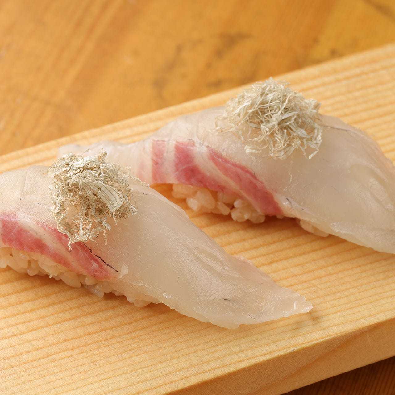 鯛　昆布〆