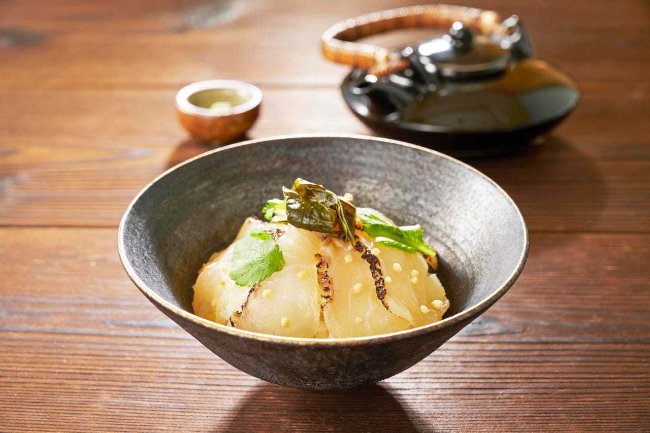 볶은 참돔의 볶은 술 차 절임