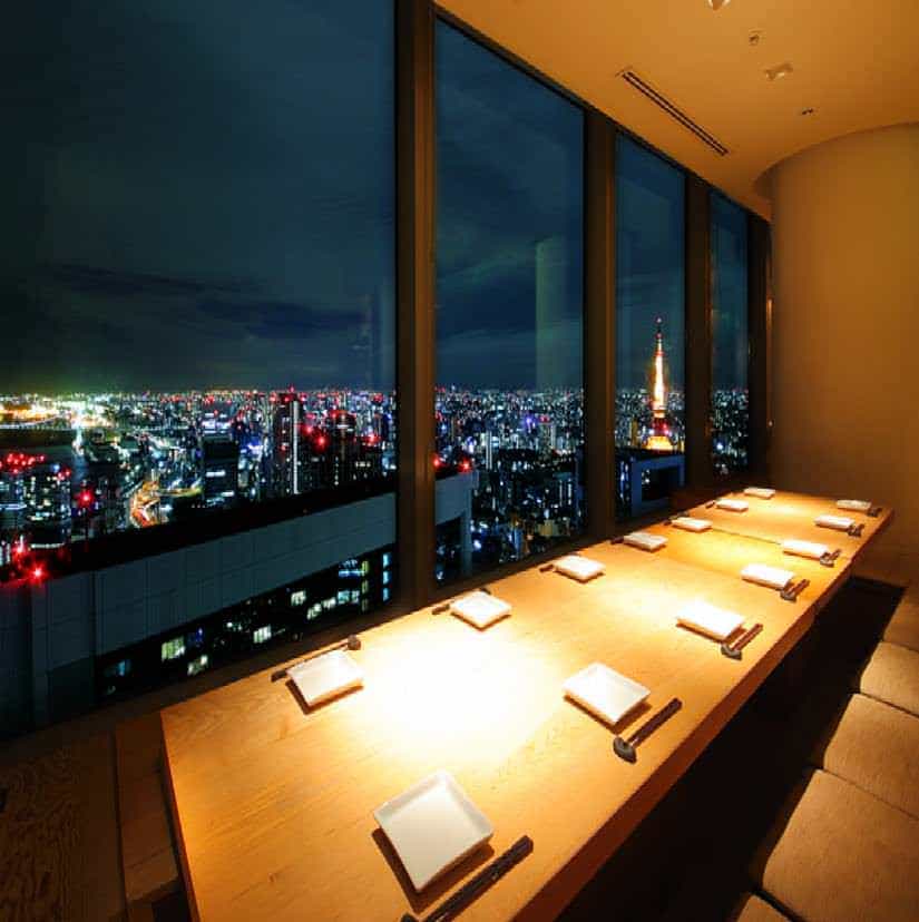 12名様用　窓側掘りごたつ席