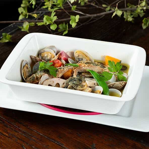 鮮魚のアクアパッツァ