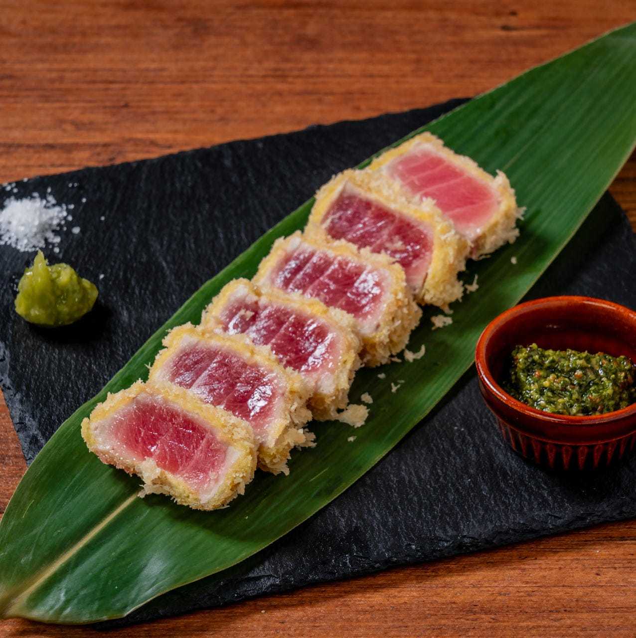 三崎マグロのレアカツ