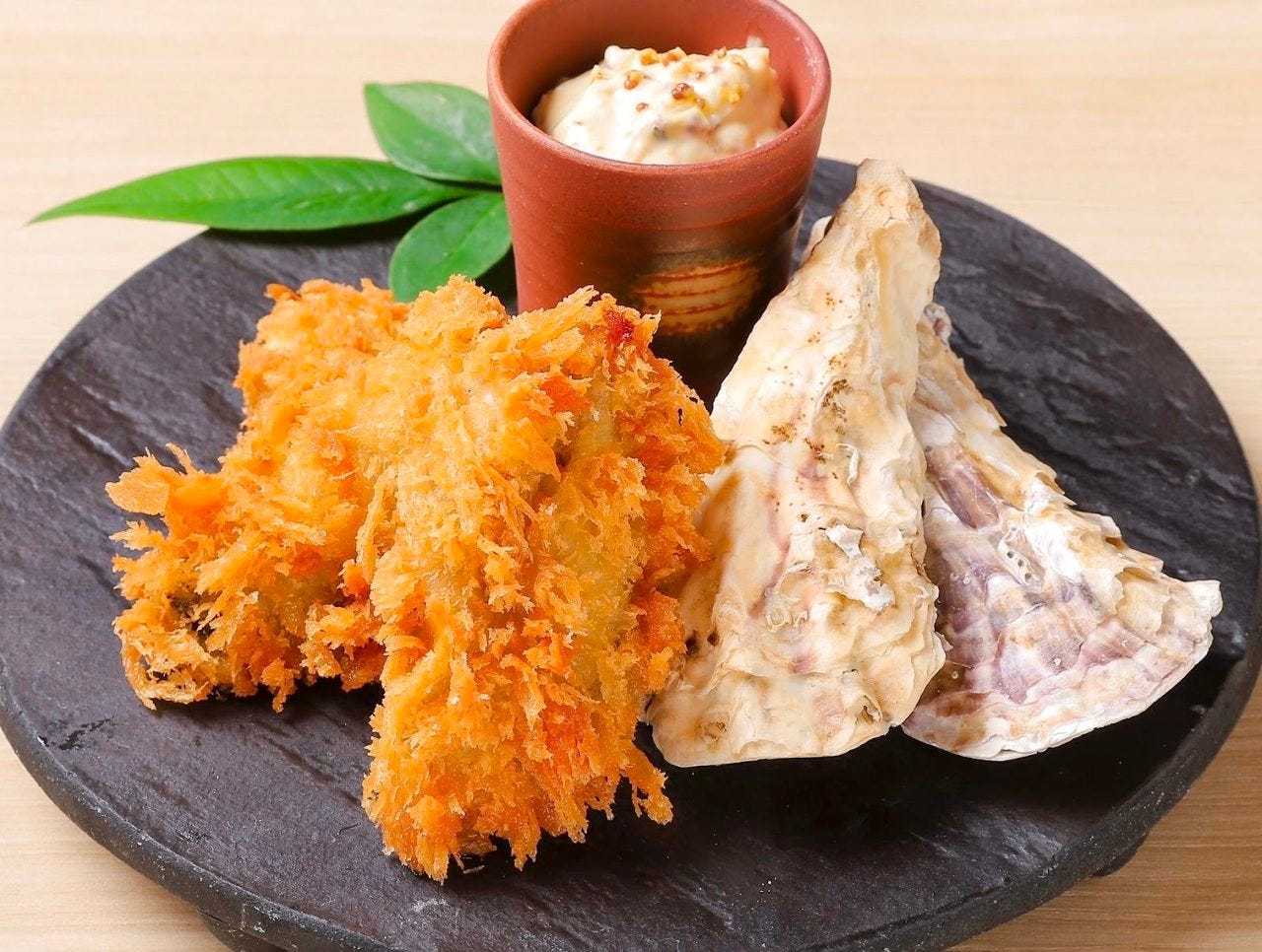 手仕込み牡蠣フライ　粒マスタードタルタル