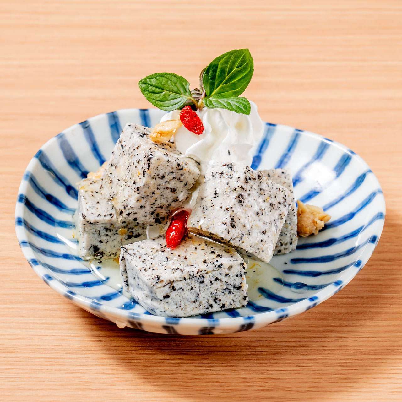 검은 참깨 치즈 케이크