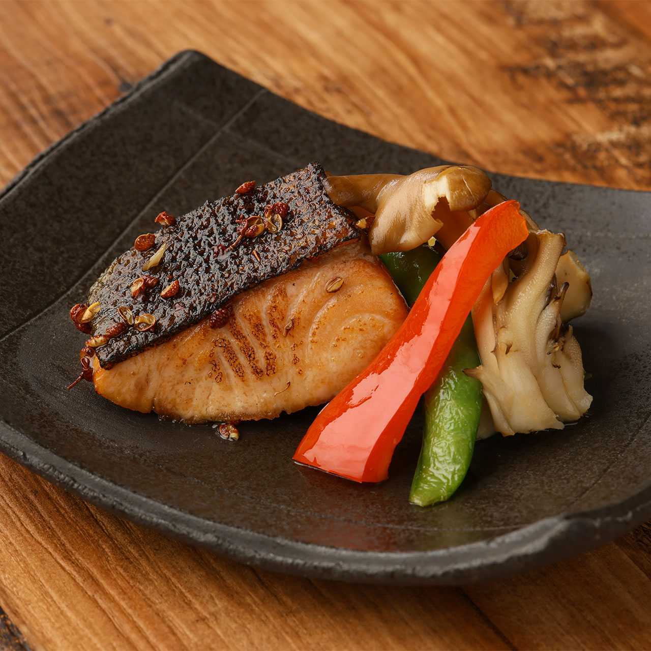 Grilled autumn salmon with yuzu pepper oil