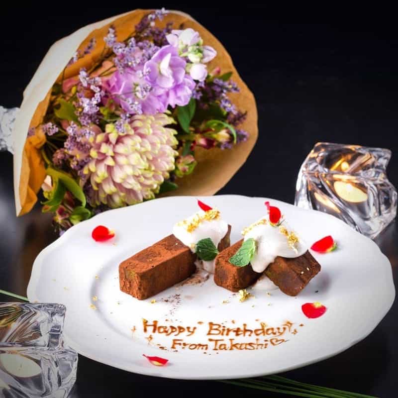 A dessert with a message to bring you closer together