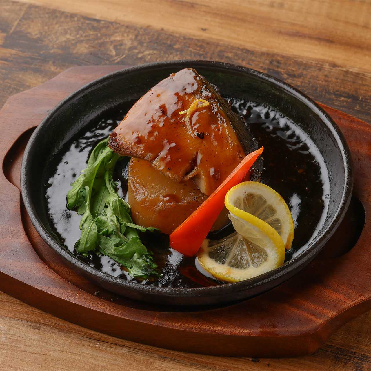 Yellowtail and radish steak