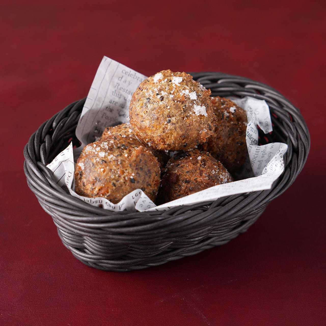 さつま芋と黒胡麻のゼッポリーネ